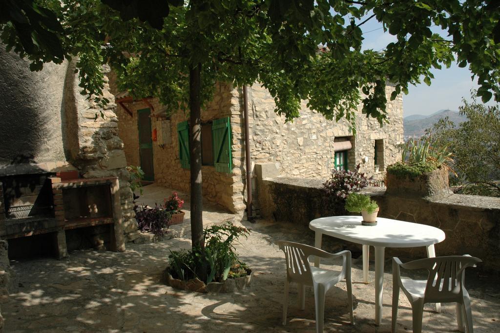 Casa Con Chimenea Y Vista Al Valle - Cal Valeriet Montsonis Екстер'єр фото