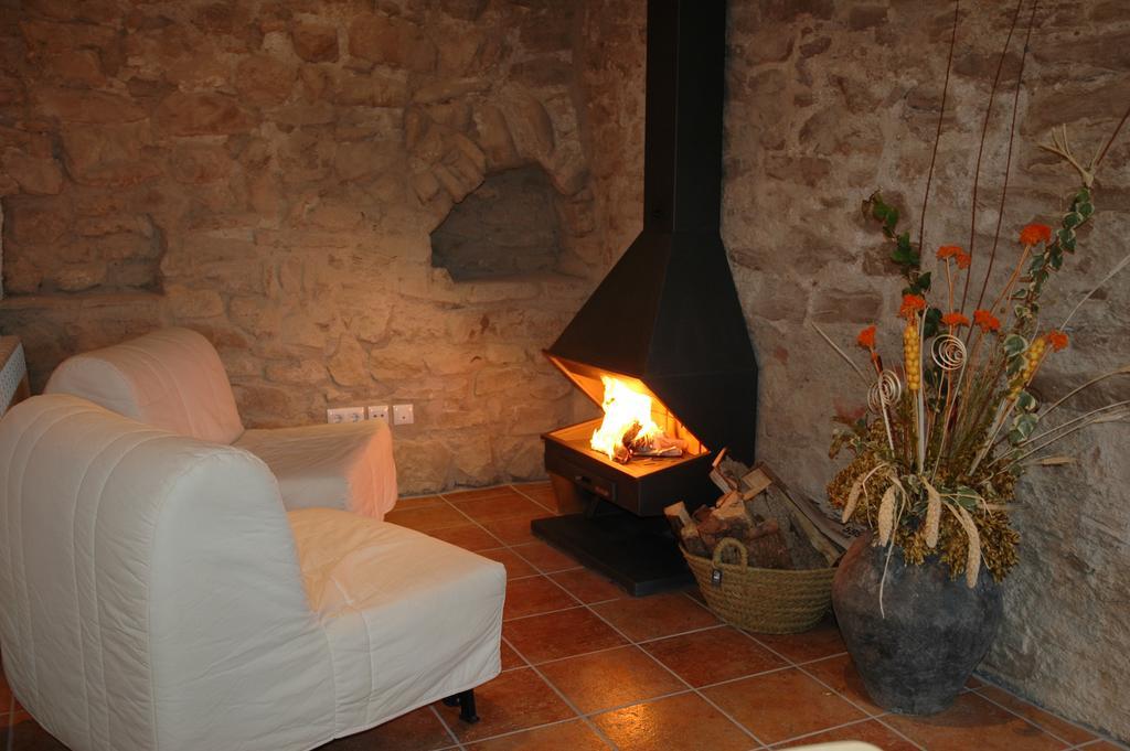 Casa Con Chimenea Y Vista Al Valle - Cal Valeriet Montsonis Екстер'єр фото